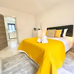 Apartment Brighthouse - Modern