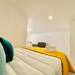 Brighthouse - Modern Apartment