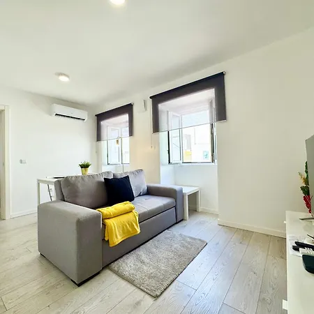 Apartment Brighthouse - Modern Nazare