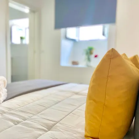 Brighthouse - Modern Apartment