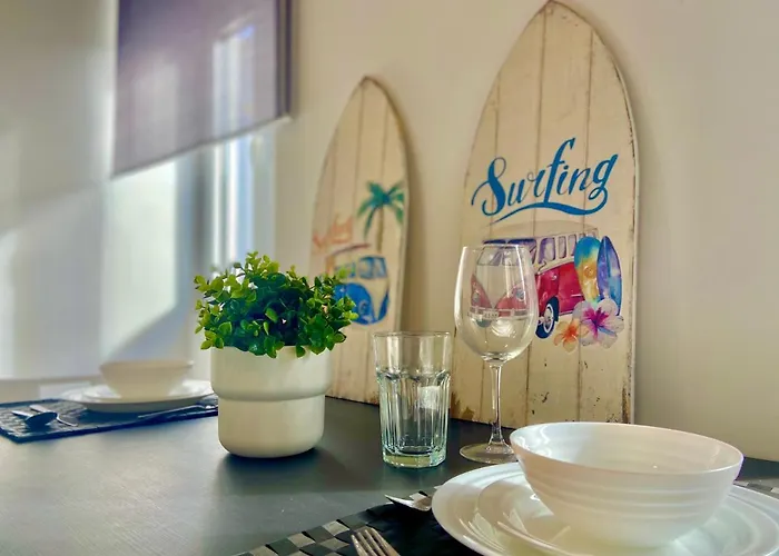 Brighthouse - Modern アパート