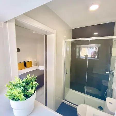 Brighthouse - Modern Apartment