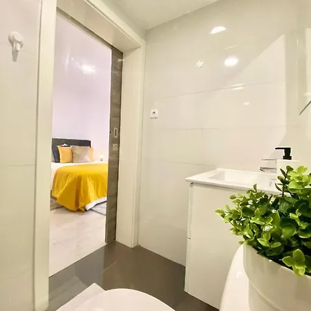 Brighthouse - Modern Ναζαρέ