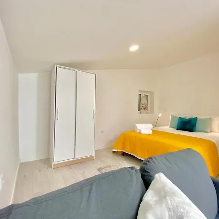 Apartment Brighthouse - Modern *