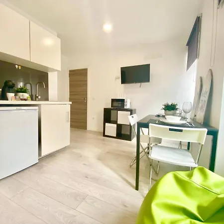 Brighthouse - Modern Apartment