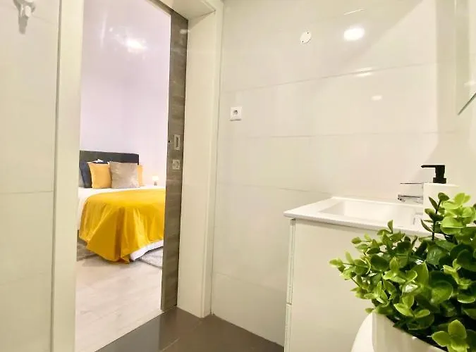 Brighthouse - Modern Nazaré