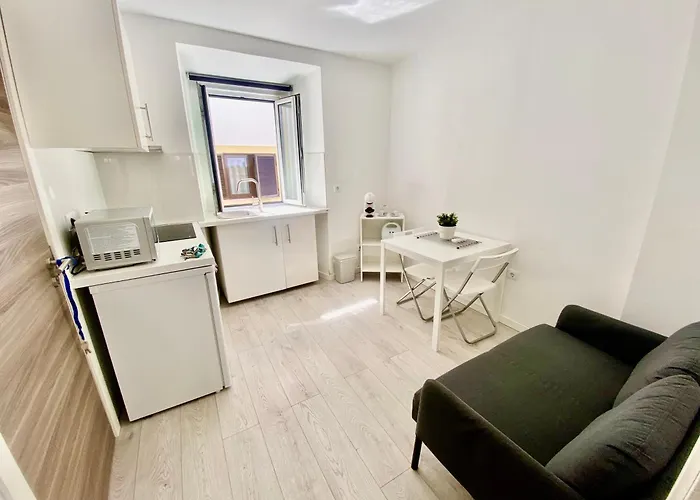 Brighthouse - Modern Apartament